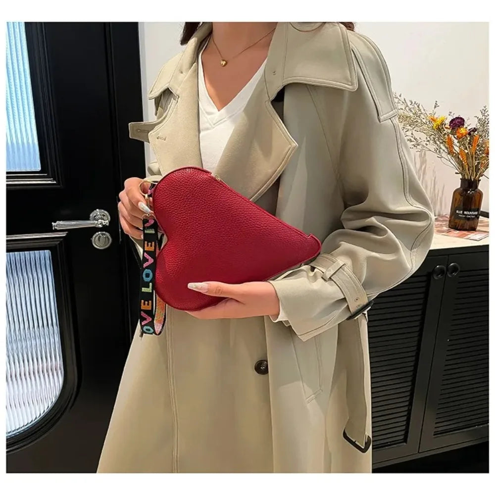 Women's PU Wrist Clutch Wallet — Heart-Shaped Zipper Coin Purse
